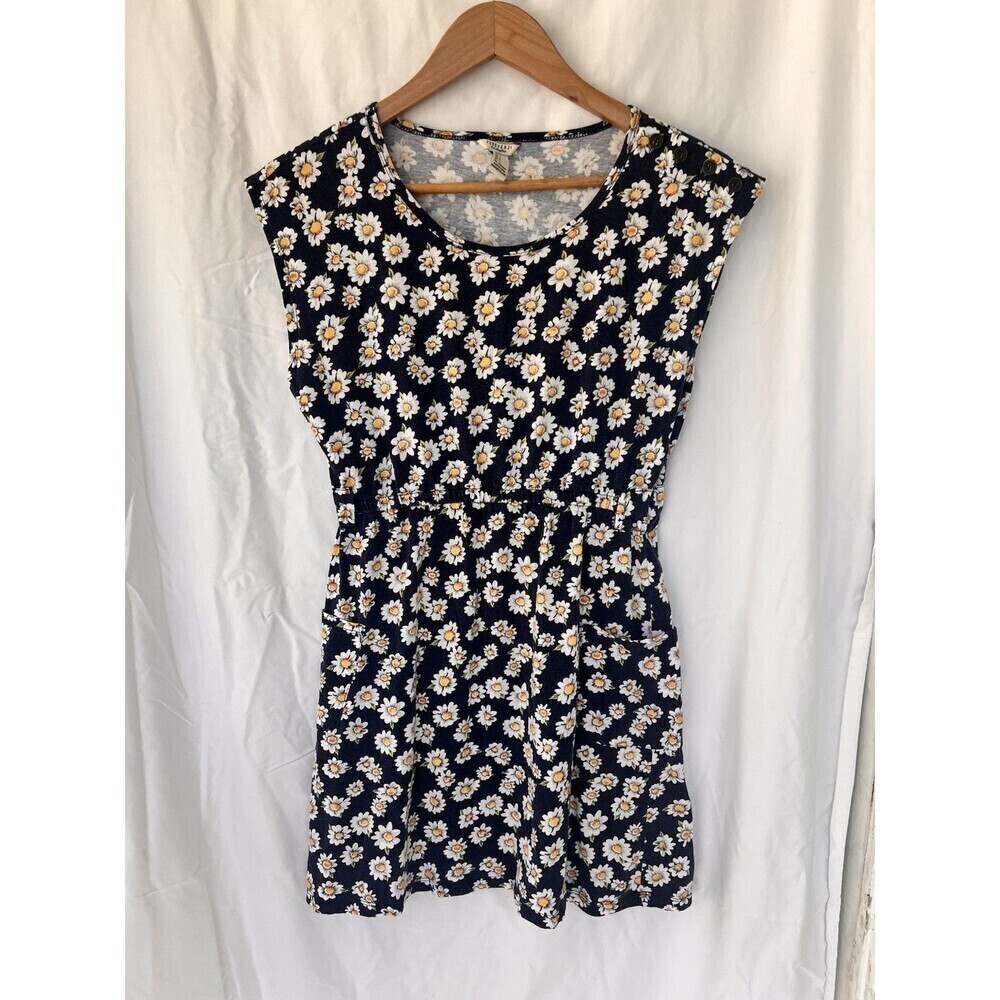 Forever 21 Navy Daisy Floral Mini Dress Women’s Size Small Ditsy Picnic Pockets